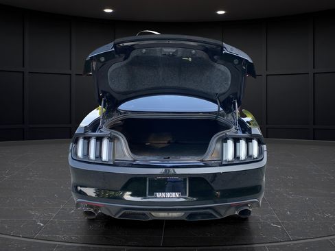 Used 2015 Ford Mustang GT Premium w/ Equipment Group 401A RWD image 27