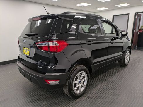 Used 2022 Ford EcoSport SE w/ SE Convenience Package image 4