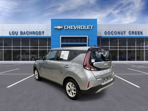 Used 2024 Kia Soul LX w/ Option Group 015 FWD image 6
