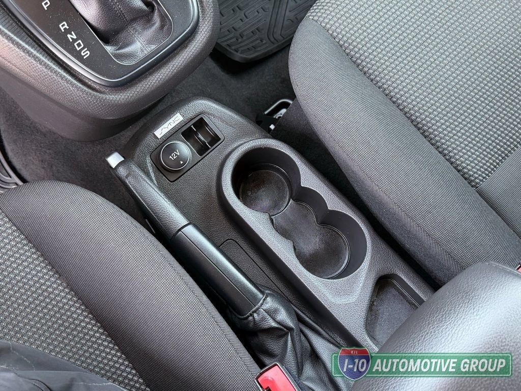 Used 2018 Ford Transit Connect XL FWD image 27