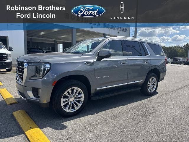 Used 2021 GMC Yukon SLT w/ SLT Premium Package RWD image 1