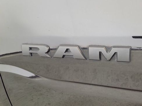 Used 2022 RAM 1500 Big Horn RWD image 7