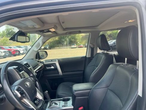 Used 2023 Toyota 4Runner Limited AWD/4WD image 25