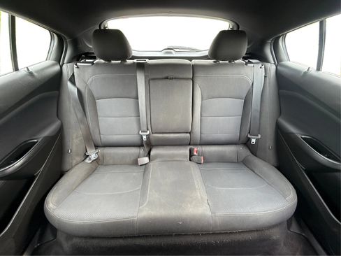 Used 2018 Chevrolet Cruze LT w/ Convenience Package FWD image 16