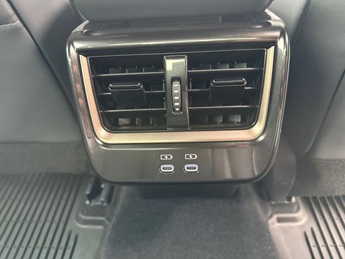 Certified 2026 Toyota Crown AWD/4WD image 15