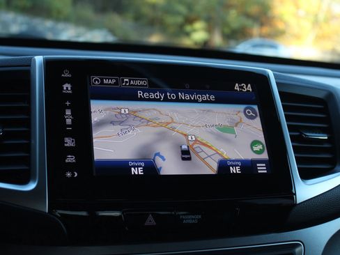 Used 2019 Honda Ridgeline RTL-T image 35