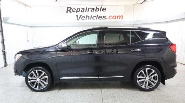 Used 2018 GMC Terrain Denali w/ Advanced Safety Package AWD/4WD image 1