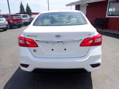 Used 2016 Nissan Sentra SV FWD image 5