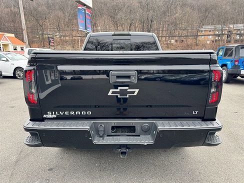Used 2018 Chevrolet Silverado 1500 LT w/ Midnight Edition image 6