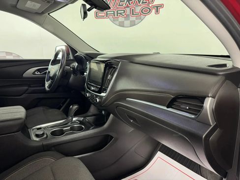 Used 2019 Chevrolet Traverse LT AWD/4WD image 12
