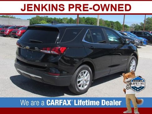 Used 2024 Chevrolet Equinox LT FWD image 3