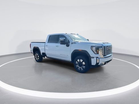 Used 2024 GMC Sierra 2500 Denali w/ Denali Reserve Package AWD/4WD image 2