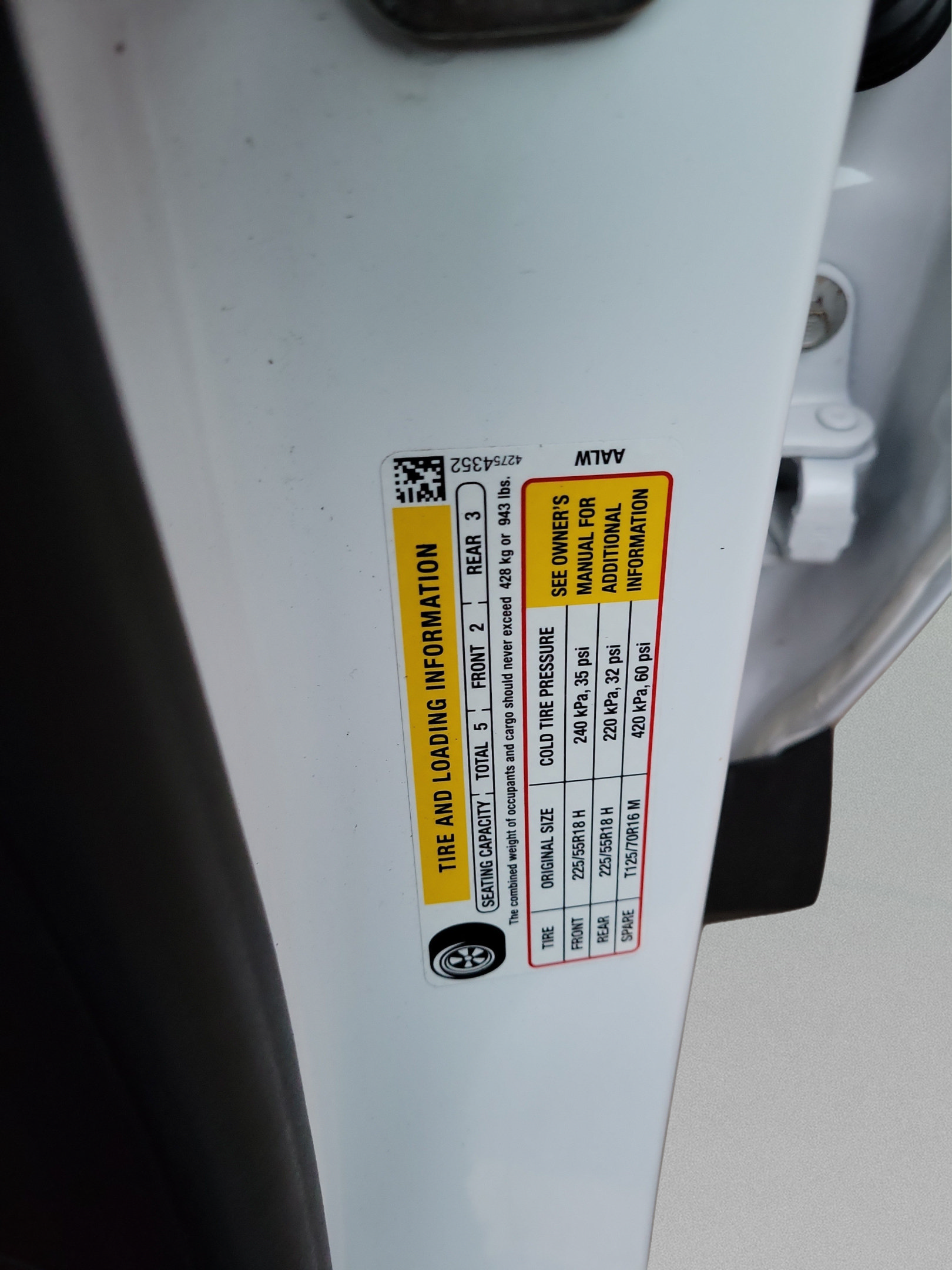 Used 2024 Chevrolet Trax ACTIV w/ Sunroof Package FWD image 31