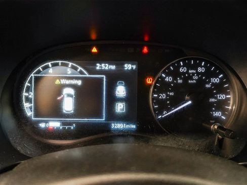 Used 2023 Nissan Kicks SV image 21