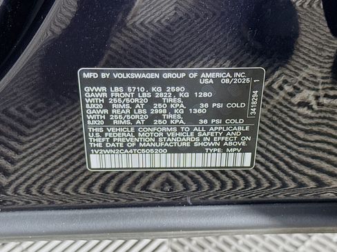 Used 2026 Volkswagen Atlas SE FWD image 40