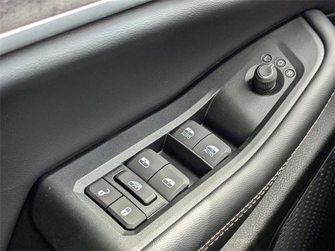 New 2025 Jeep Grand Cherokee Limited image 25