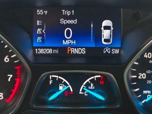 Used 2019 Ford Escape SEL image 51