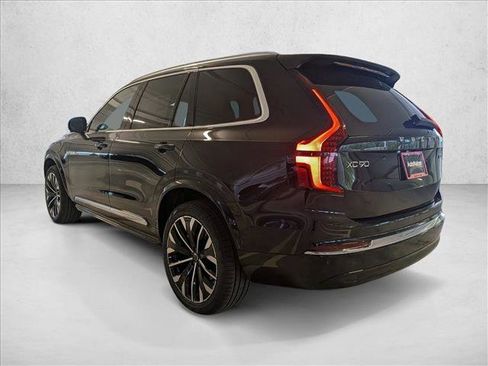 New 2026 Volvo XC90 B5 Plus image 9