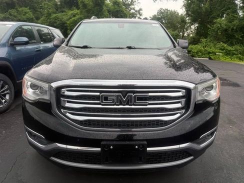 Used 2018 GMC Acadia SLT AWD/4WD image 2