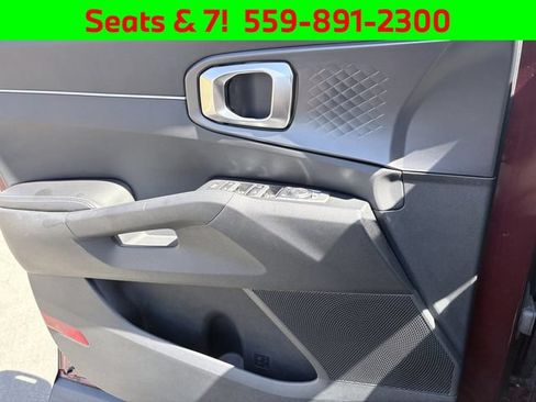 Certified 2024 Kia Sorento LX FWD image 11
