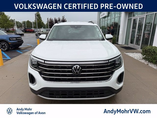 Used 2024 Volkswagen Atlas SE AWD/4WD image 2