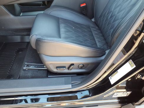Certified 2023 Nissan Rogue Platinum w/ Platinum Premium Package AWD/4WD image 5