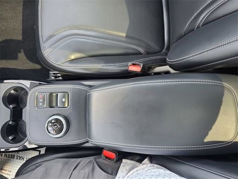 Used 2021 Ford Mustang Mach-E Premium image 32