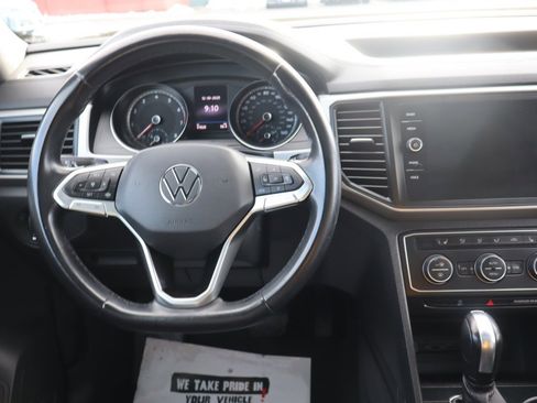 Used 2020 Volkswagen Atlas Cross Sport SE w/ Panoramic Sunroof Package image 10