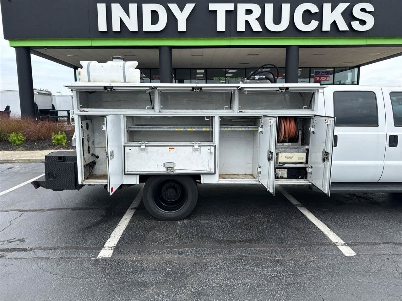 Used 2016 Ford F550 2WD Crew Cab Super Duty image 19