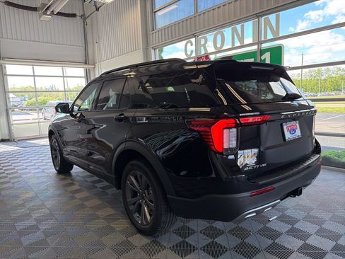 New 2026 Ford Explorer Active w/ Active Comfort Package AWD/4WD image 4