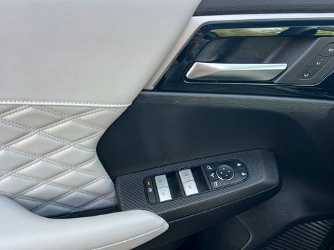 Used 2024 Mitsubishi Outlander SEL AWD/4WD image 8