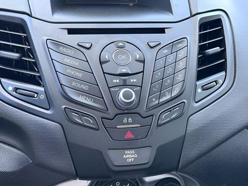 Used 2019 Ford Fiesta SE FWD image 31
