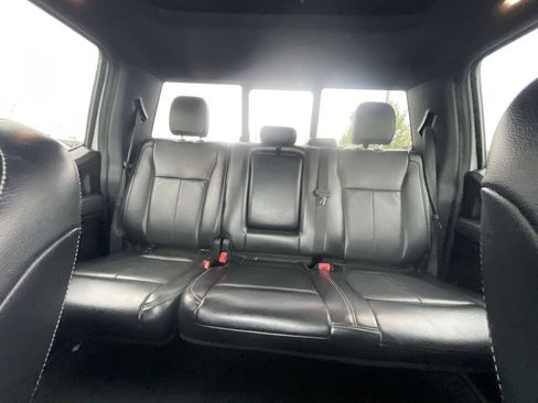 Used 2020 Ford F150 Lariat w/ Equipment Group 502A Luxury AWD/4WD image 13