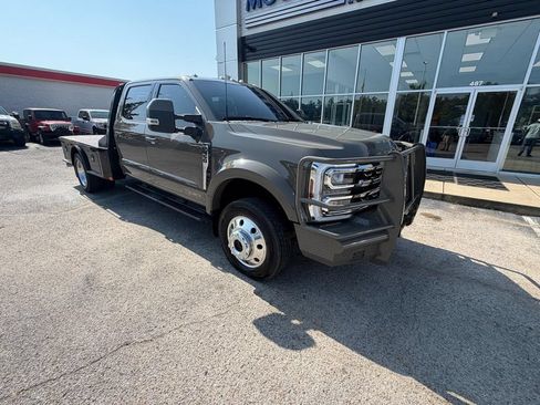 Used 2026 Ford F450 Lariat AWD/4WD image 2