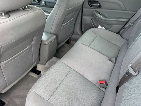 Used 2015 Chevrolet Malibu LS image 25