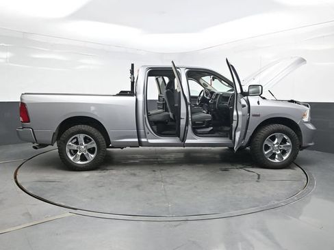 Used 2019 RAM 1500 Express AWD/4WD image 47