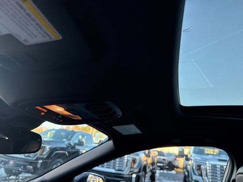 Used 2024 Buick Envista Sport Touring w/ Convenience I Package image 21