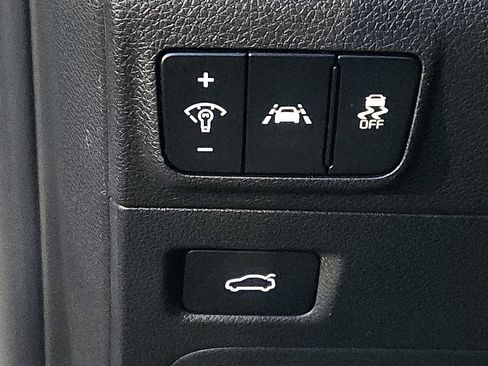 Used 2023 Kia K5 GT-Line image 26