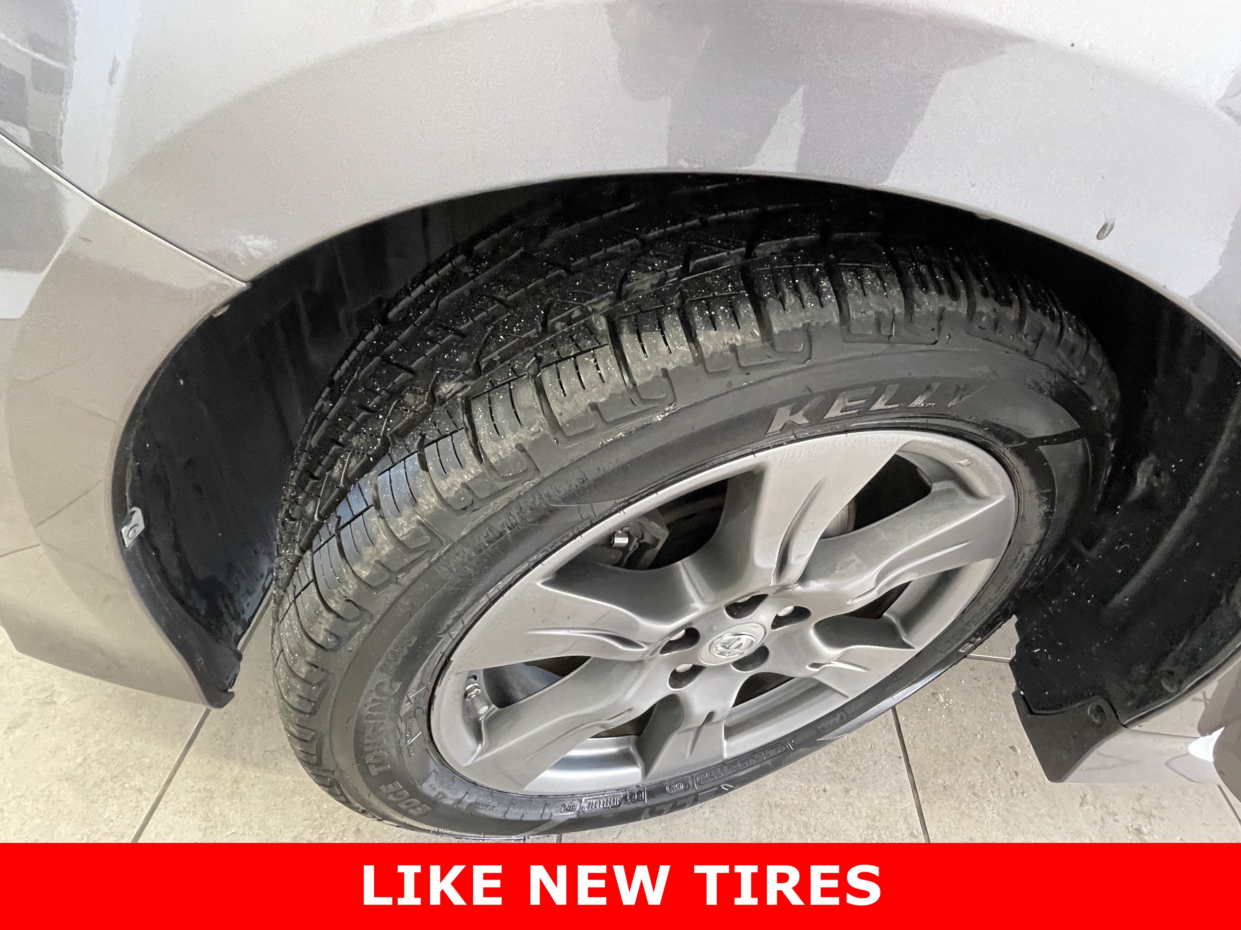 Used 2017 Toyota Sienna SE Premium FWD image 11