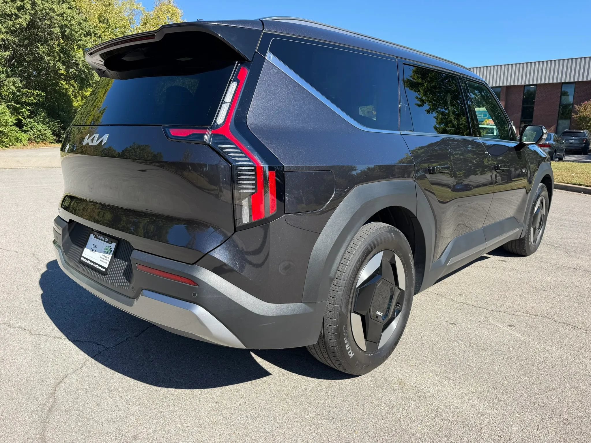 Used 2024 Kia EV9 Wind AWD/4WD image 5