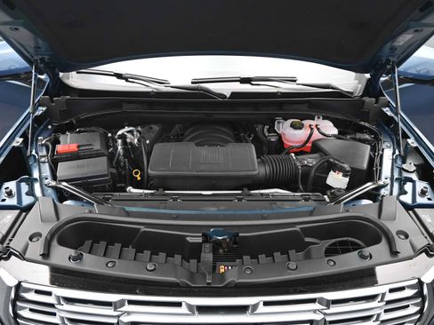 New 2026 GMC Yukon XL Denali w/ Sun & Power Step Package AWD/4WD image 22