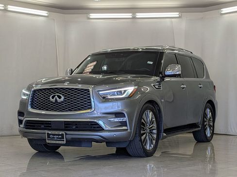 Used 2018 INFINITI QX80 4WD w/ Deluxe Technology Package image 4