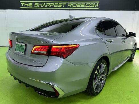 Used 2020 Acura TLX V6 SH-AWD w/ Technology Pkg image 10