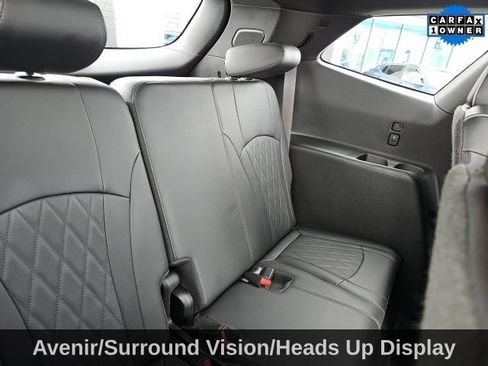 Used 2023 Buick Enclave Avenir w/ LPO, Floor Liner Package FWD image 33