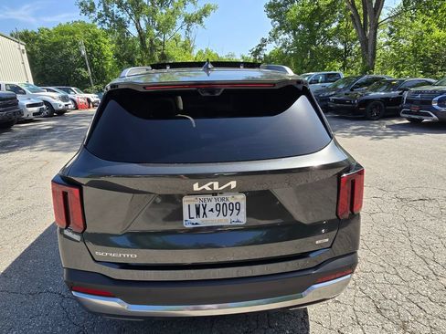 Used 2025 Kia Sorento SX Prestige AWD/4WD image 6