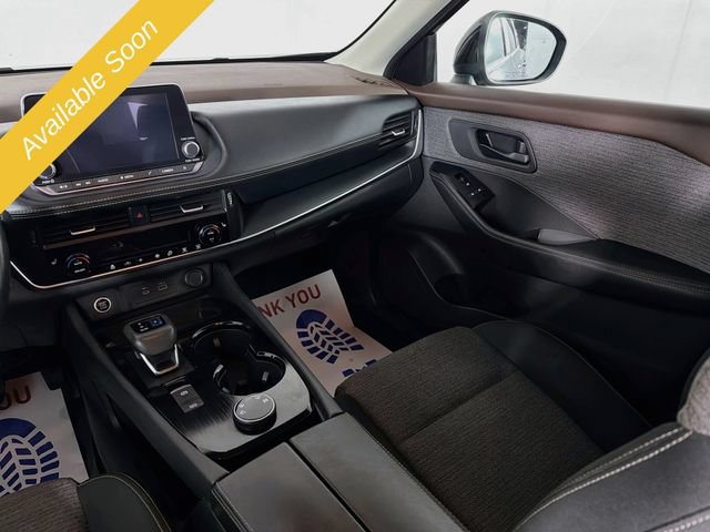 Used 2022 Nissan Rogue S AWD/4WD image 22