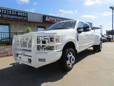 Used 2021 Ford F350 King Ranch w/ King Ranch Ultimate Package AWD/4WD image 1