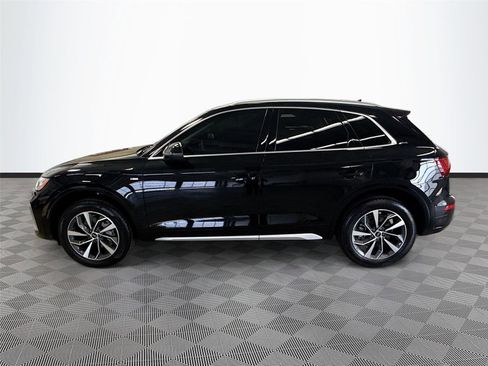 Certified 2024 Audi Q5 2.0T Premium w/ Convenience Package AWD/4WD image 4