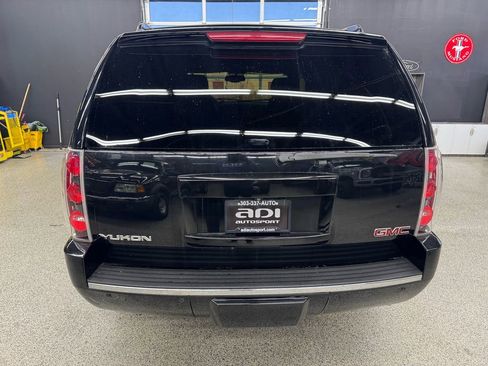 Used 2014 GMC Yukon Denali image 4