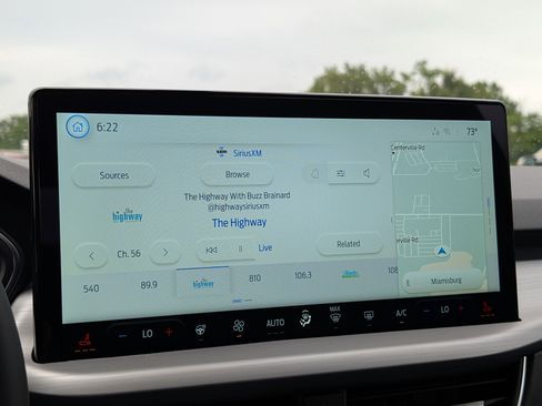 New 2025 Ford Escape SE w/ PHEV Premium Package image 16